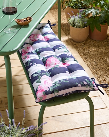 Joanna Hope Ascott Outdoor Benchpad with Spotted Reverse
