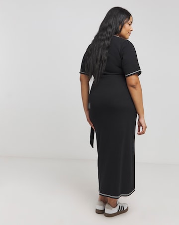 Black Short Sleeve Exposed Seam Midaxi Wrap Dress