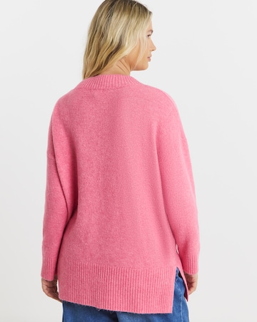 Cosy Yarn Bubblegum Pink V-Neck Tunic