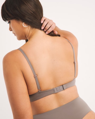 Figleaves Smoothing Sweetheart Full Cup Underwired T-Shirt Bra B-H - Mocha
