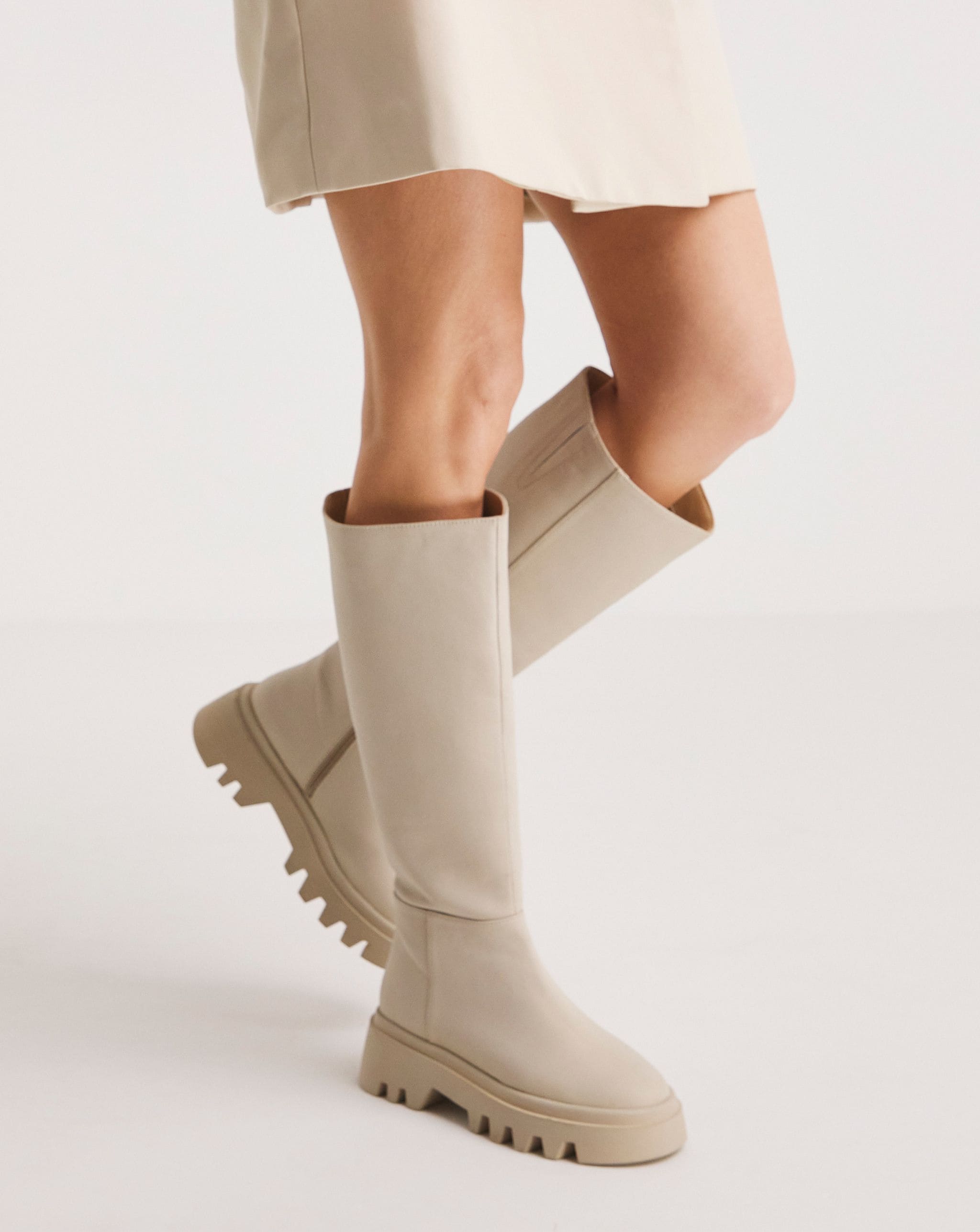 Chunky soled boots in beige