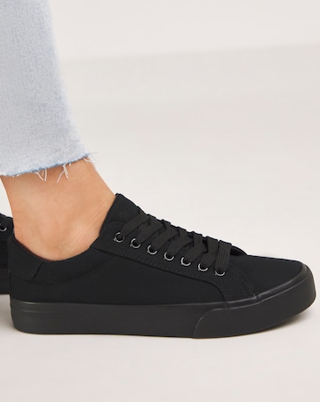 Busselton Lace Up Leisure Pumps Extra Wide Fit