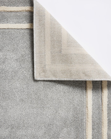 Sara Carved Border Rug