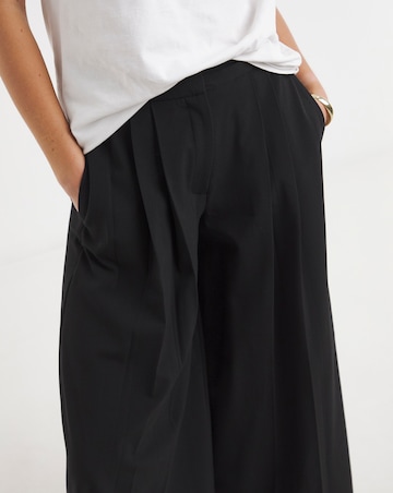 Black Magisculpt Pleated Wide Leg Trousers Regular