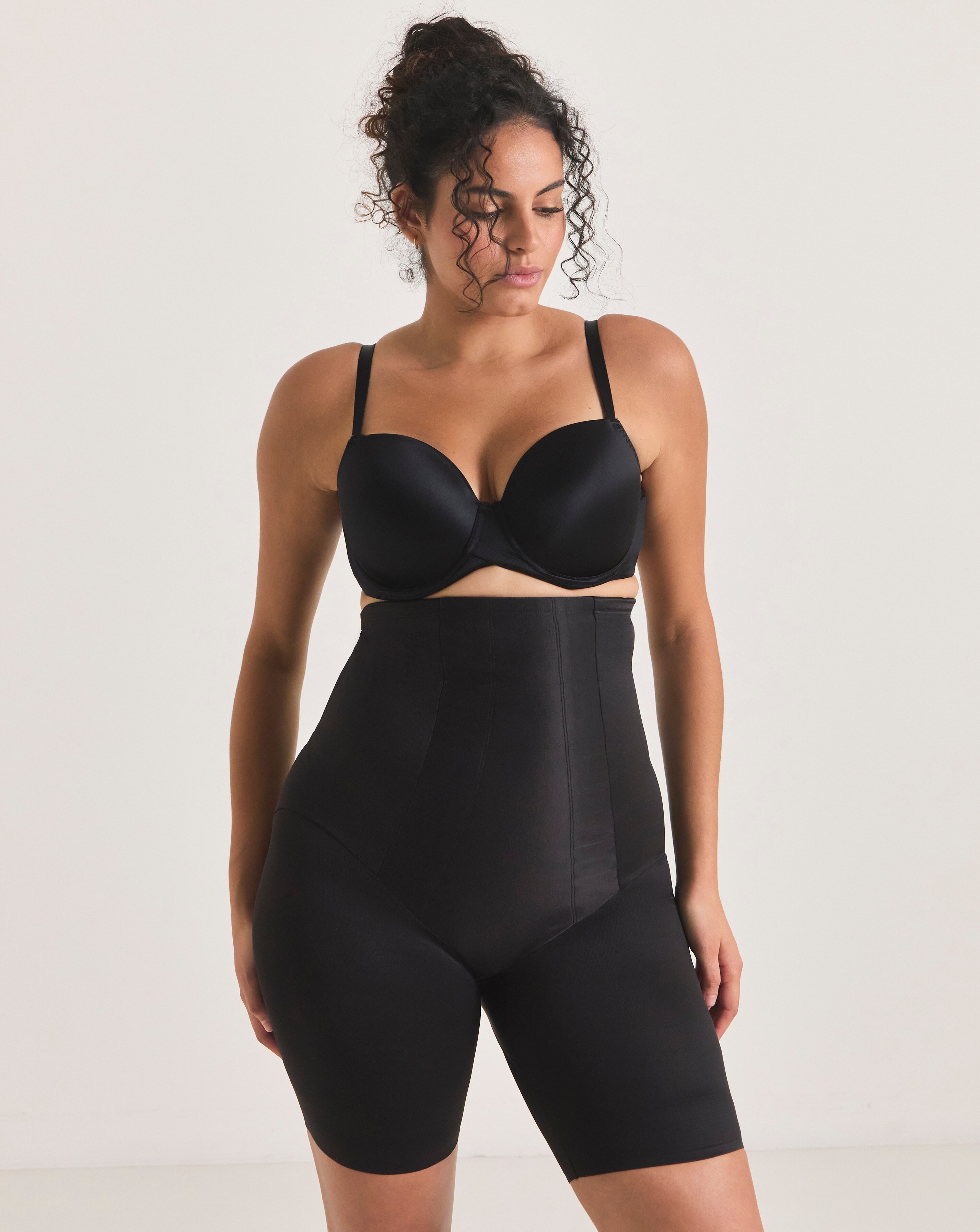 Miraclesuit Classic Firm Control Hi Waist Thigh Slimmer Black