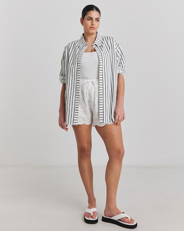 Simply Be Cotton Beach Broderie Shirt And Short Co-Ord Set