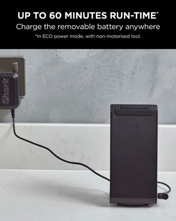 Shark Stratos Cordless Vacuum with Anti Hair Wrap Plus & Clean Sense IQ IZ400UK