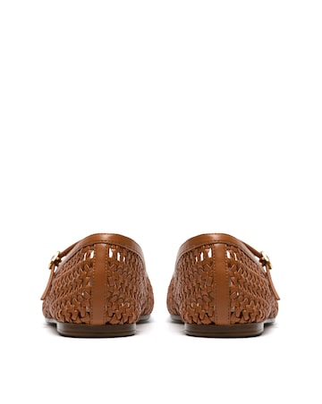 Clarks Tan Weave Livia Sky Shoes - Standard Fit (D)