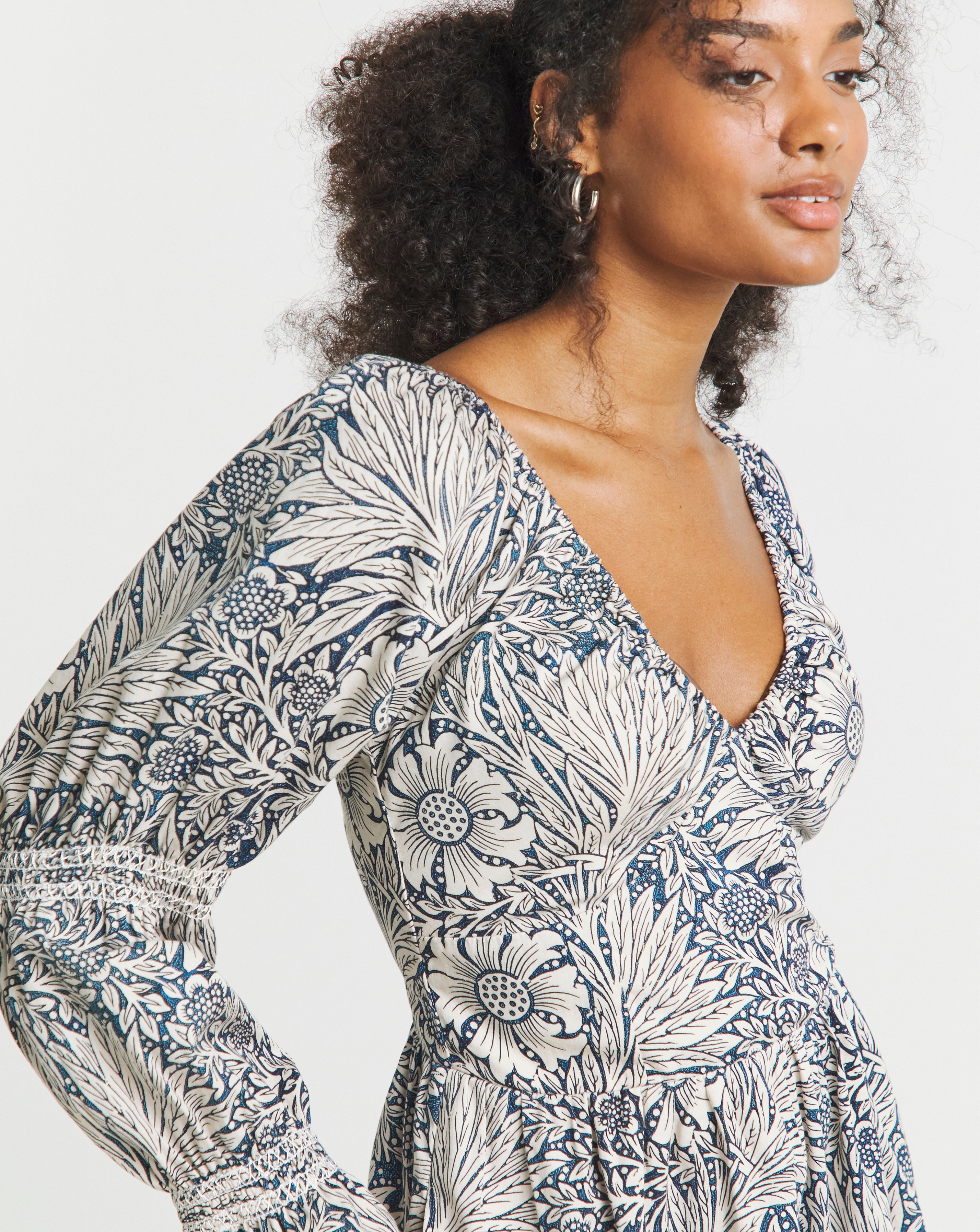 Hope & Ivy Juniper William Morris Society Dress | Simply Be