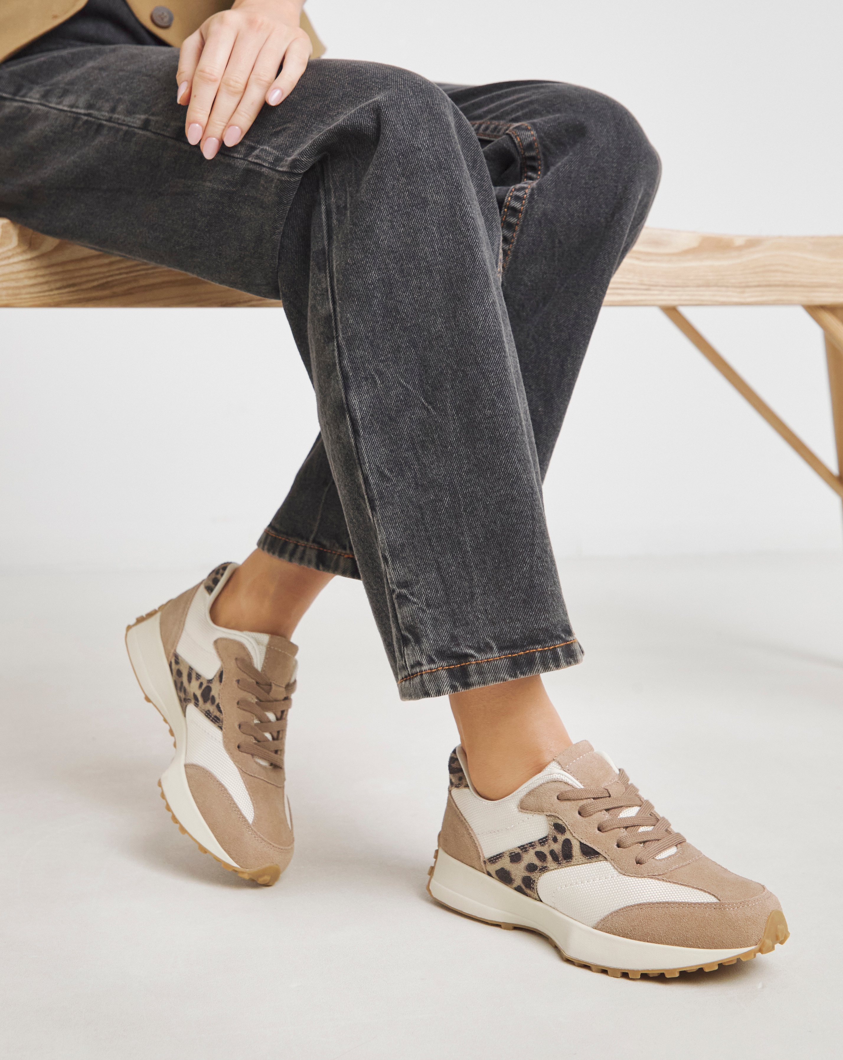 Akira Suede Retro Runner Trainer - Extra Wide Fit (EEE)