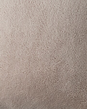 Cuddle Fleece Cushion - Natural