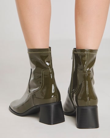 Whitney Classic Block Heel Stretch Ankle Boots - Extra Wide Fit (EEE)