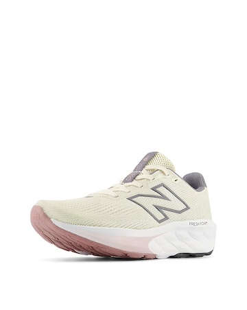 New Balance 520 Trainers