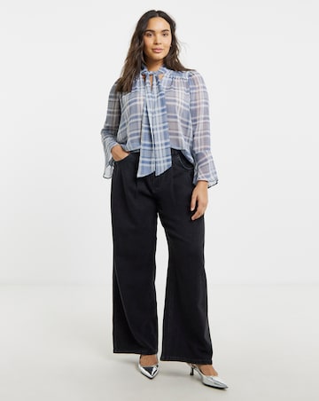 Pussybow Check Blouse