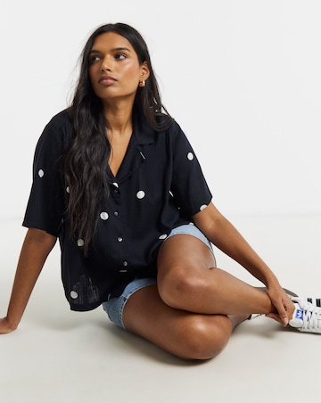 Spot Print Boxy Half Sleeve Shirt