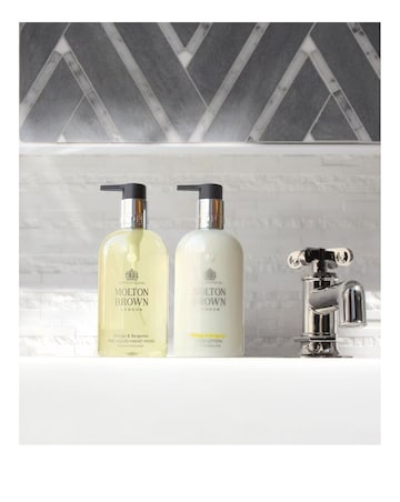 Molton Brown Orange & Bergamot Fine Liquid Hand Wash 300ml