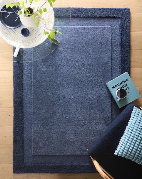 Stacked Border Rug