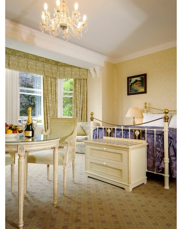 2 Night Getaway with Afternoon Tea