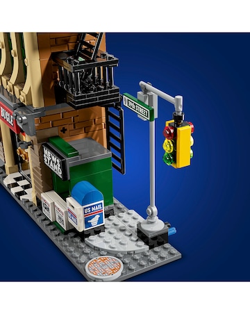 LEGO Marvel Spider-Man vs. Mysterio: The Daily Bugle 76342