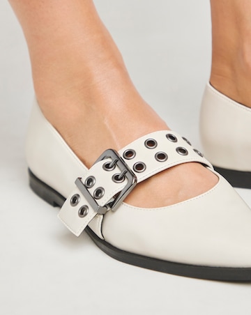 Oslo Hardware Mary Jane Pointed Toe Flat Shoes - Extra Wide Fit (EEE)
