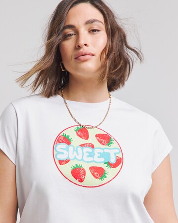 White Baby T-Shirt with Sweet Graphic