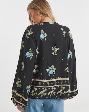 Volume Sleeve Border Print Blouse