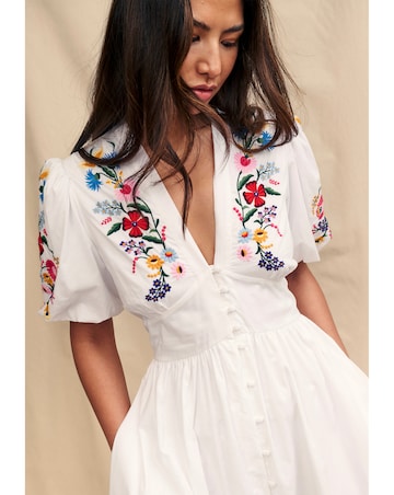 Nobody's Child White Embroidered Starlight Midi Dress