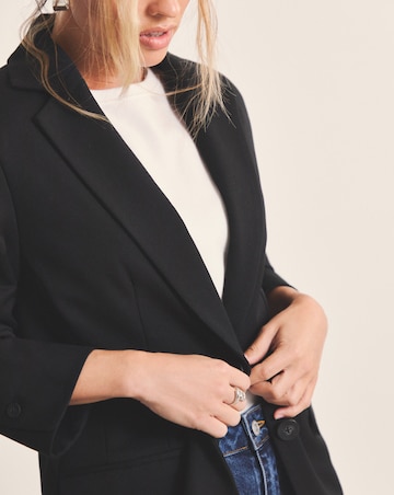 Sculpting Cinch Waist Single Breasted Blazer
