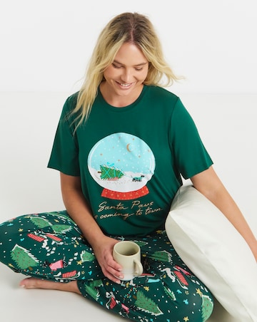 Pretty Secrets Christmas Scotty Dog Graphic Pyjama Set