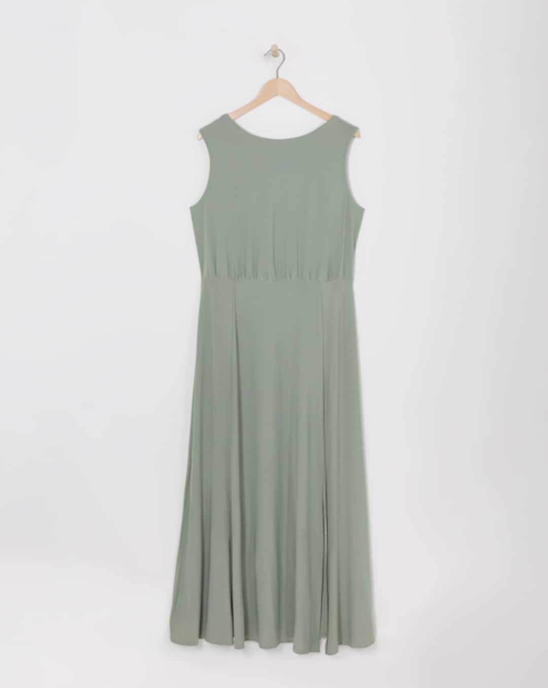 green emerald velvet dress Simply Be Green Slinky Knot Front Midi Dress main image 0