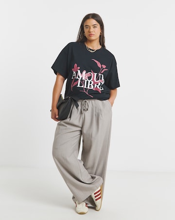 Black Amour Libre Graphic T-Shirt