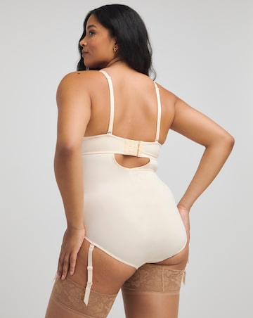 MAGISCULPT Firm Control Lace And Mesh Underwire Padded Multiway Body Blush