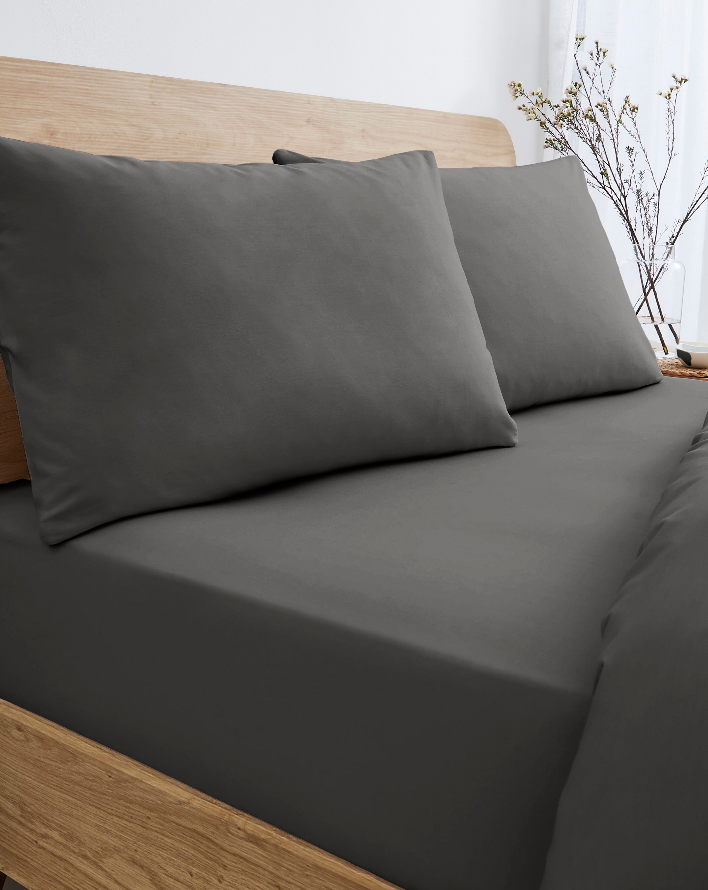 Pure Cotton 200 Thread Count Extra Deep 38cm Fitted Sheet