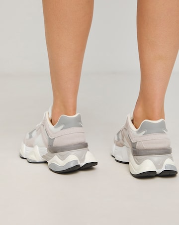 Dion Chunky Trainer Standard D Fit