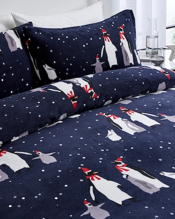 Penguin Fleece Duvet Set