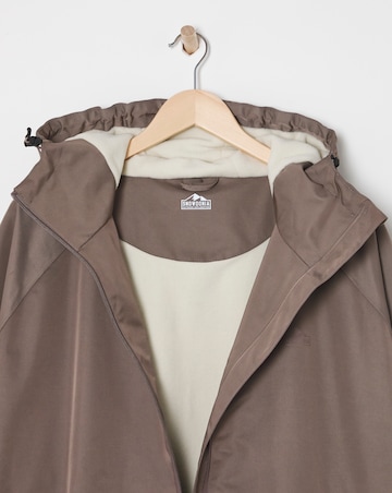 Snowdonia Waterproof Changing Robe