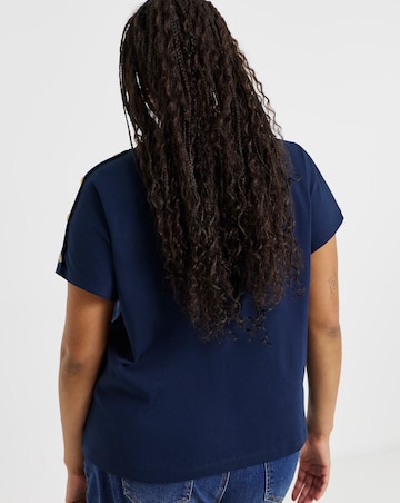 Tommy Hilfiger Gold Button Short Sleeve T-shirt