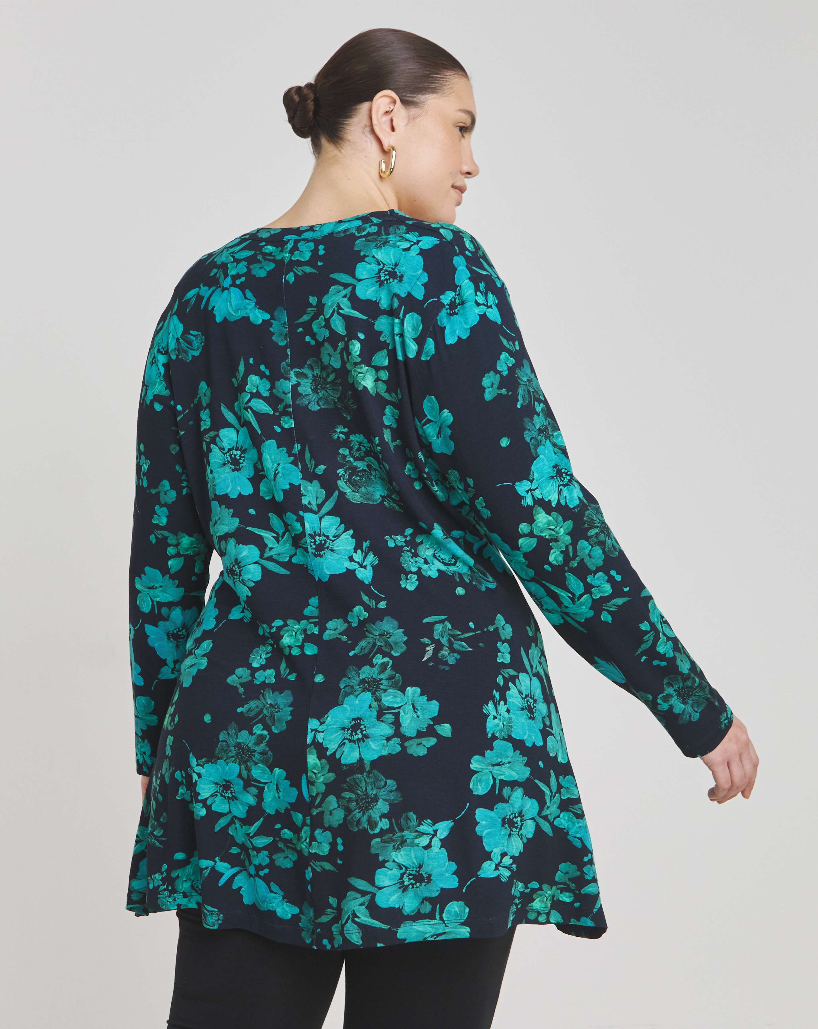 Tuniqu E Femme Imprimé Floral - Jersey Doux - Col V - Détails Brodés - Style Printanier
