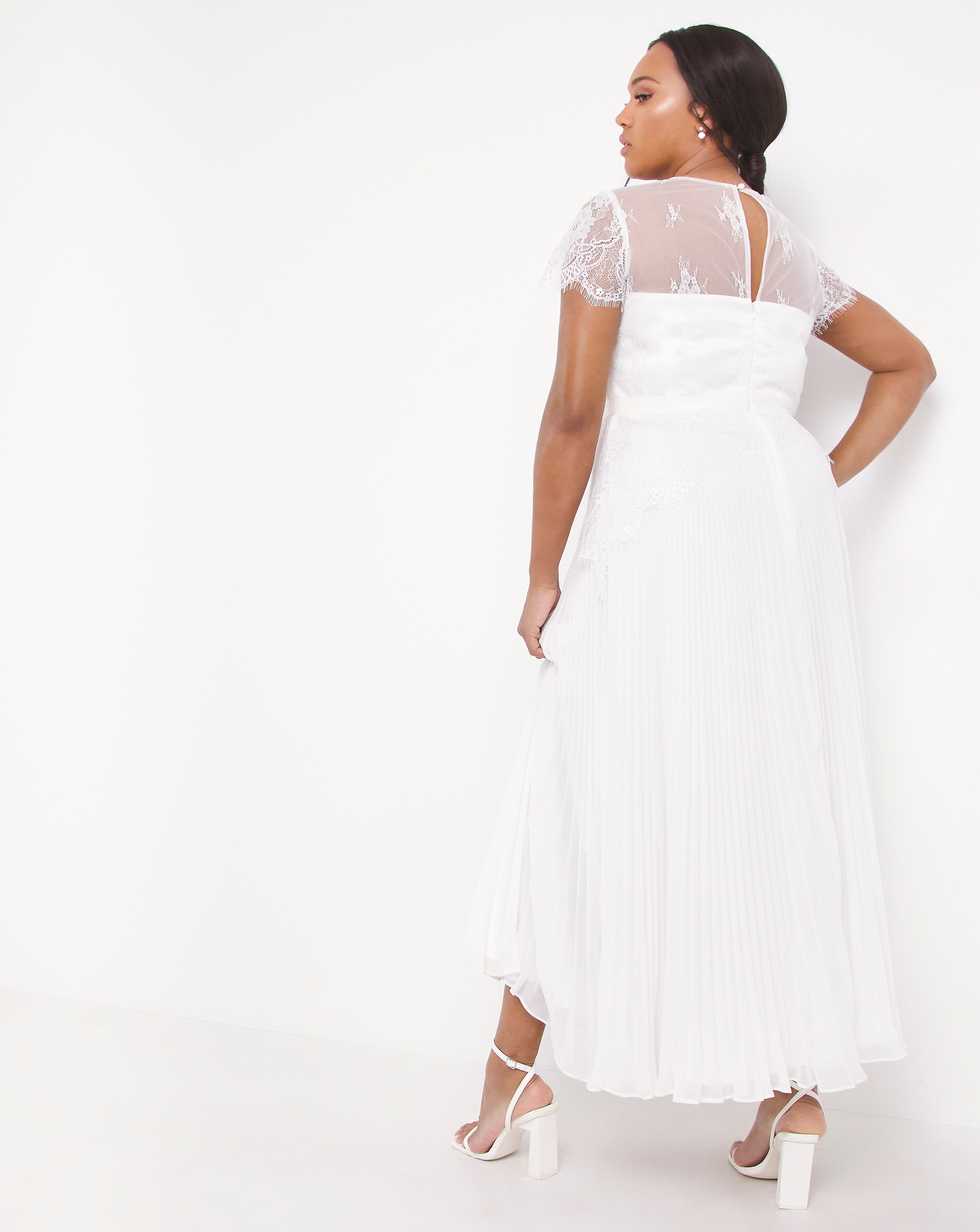 Simply be shop wedding dresses
