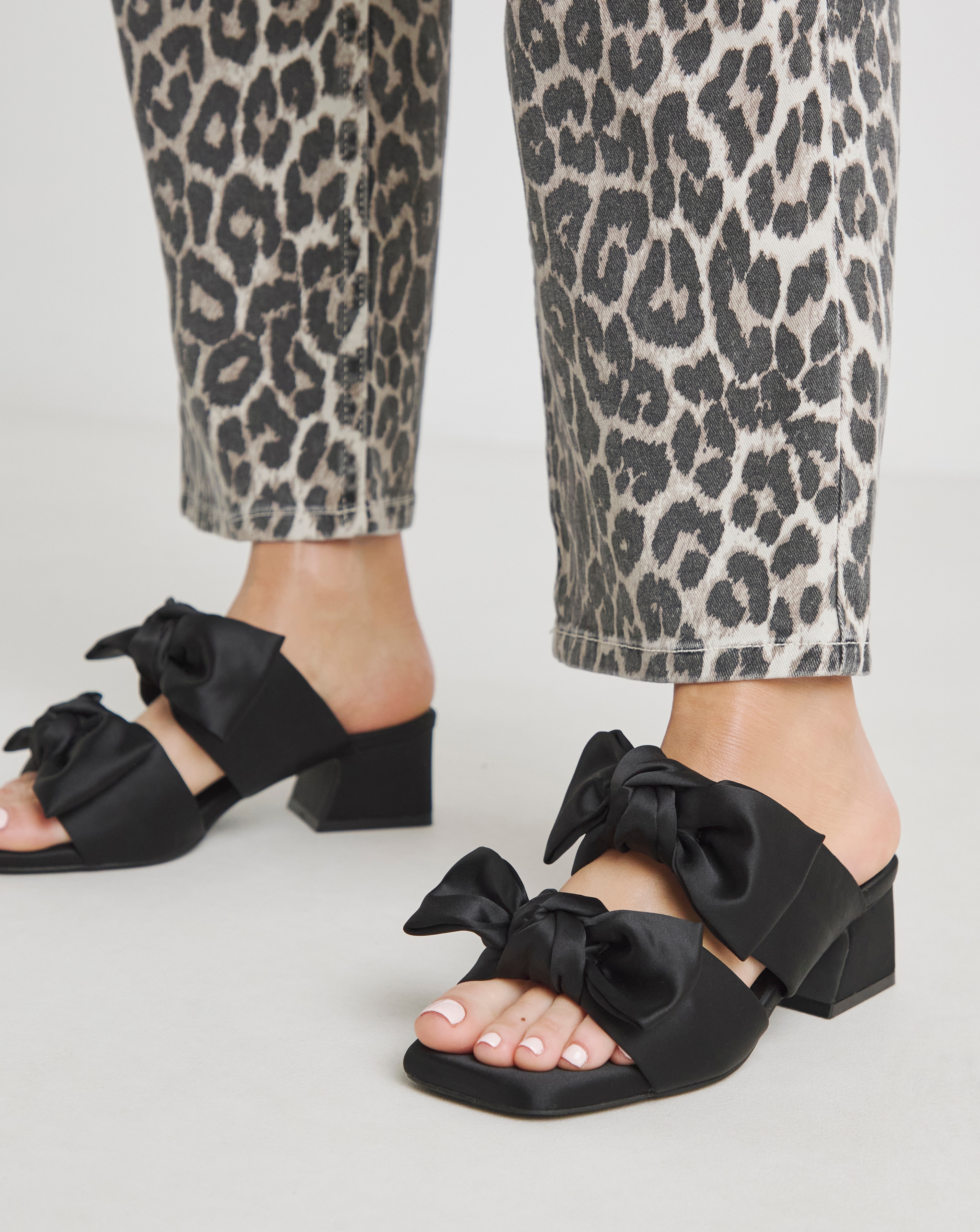 Camelia Double Bow Low Heeled Sandals - Extra Wide Fit (EEE