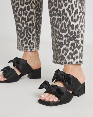 Camelia Double Bow Low Heeled Sandals - Wide Fit (E)