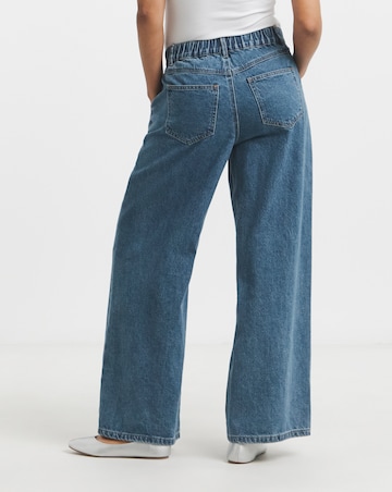 Mid Blue Pleat Detail Wide Leg Jeans