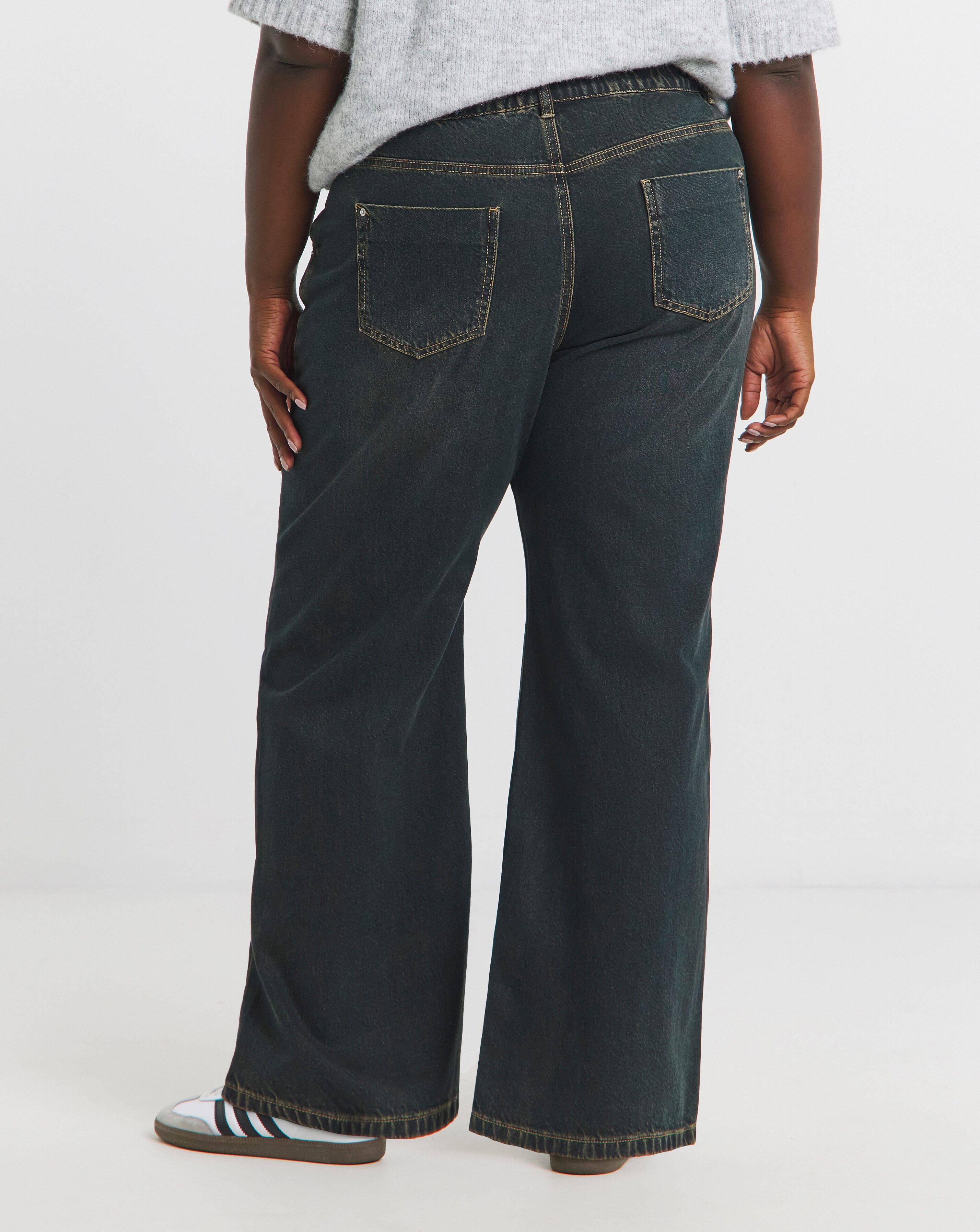 Simply Be Vintage Wash Pleat Detail Wide Leg Jeans | Simply Be Simply Be Vintage Wash Pleat Detail Wide Leg Jeans | Simply Be