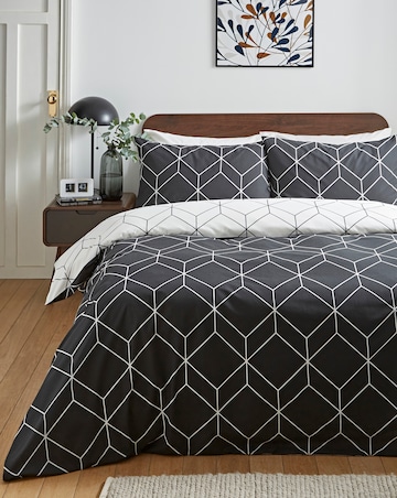 Oberon Monochrome Duvet Set