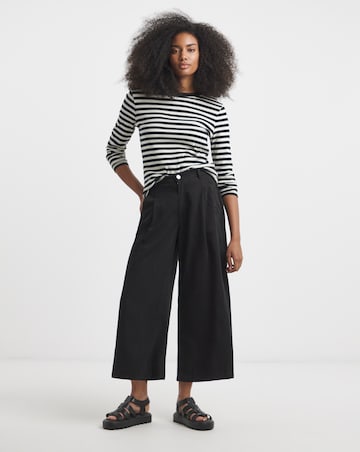 Black Crop Wide Leg Jeans with Tencel TM Lyocell