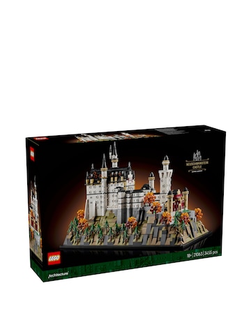 LEGO Architecture Neuschwanstein Castle