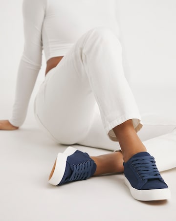 Busselton Lace Up Leisure Pumps Wide E Fit