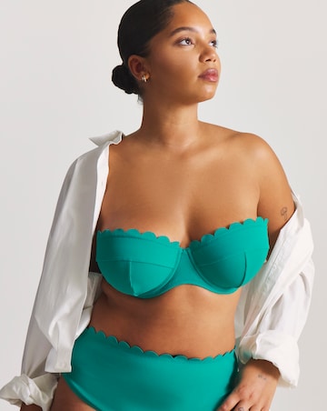 MAGISCULPT Scallop Edge Bandeau Bikini Top