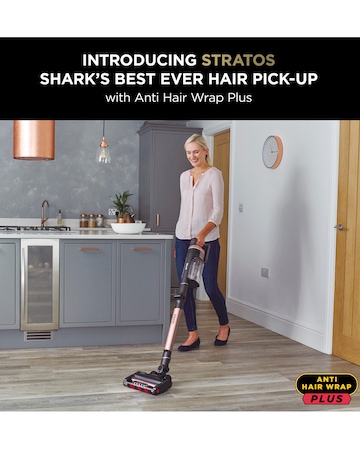 Shark Stratos Cordless Vacuum with Anti Hair Wrap Plus & Clean Sense IQ IZ400UK