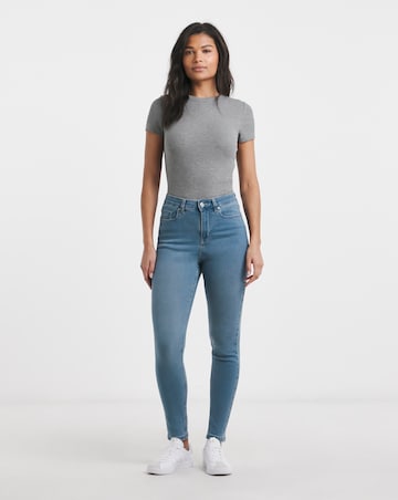 Mid Blue Highwaist Super Stretch Skinny Jeans